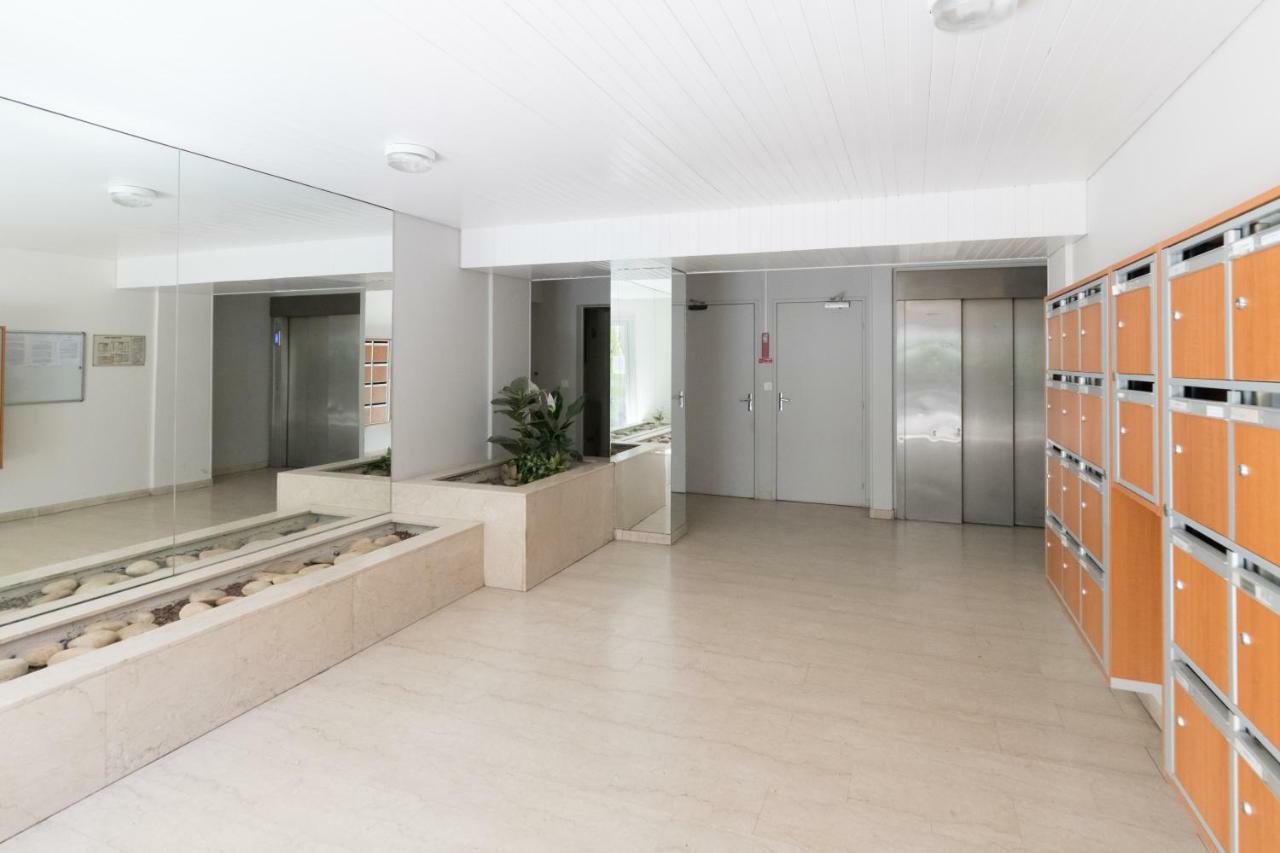 A 2 Pas Du Palais Free Parking Apartment Avignon Exterior photo